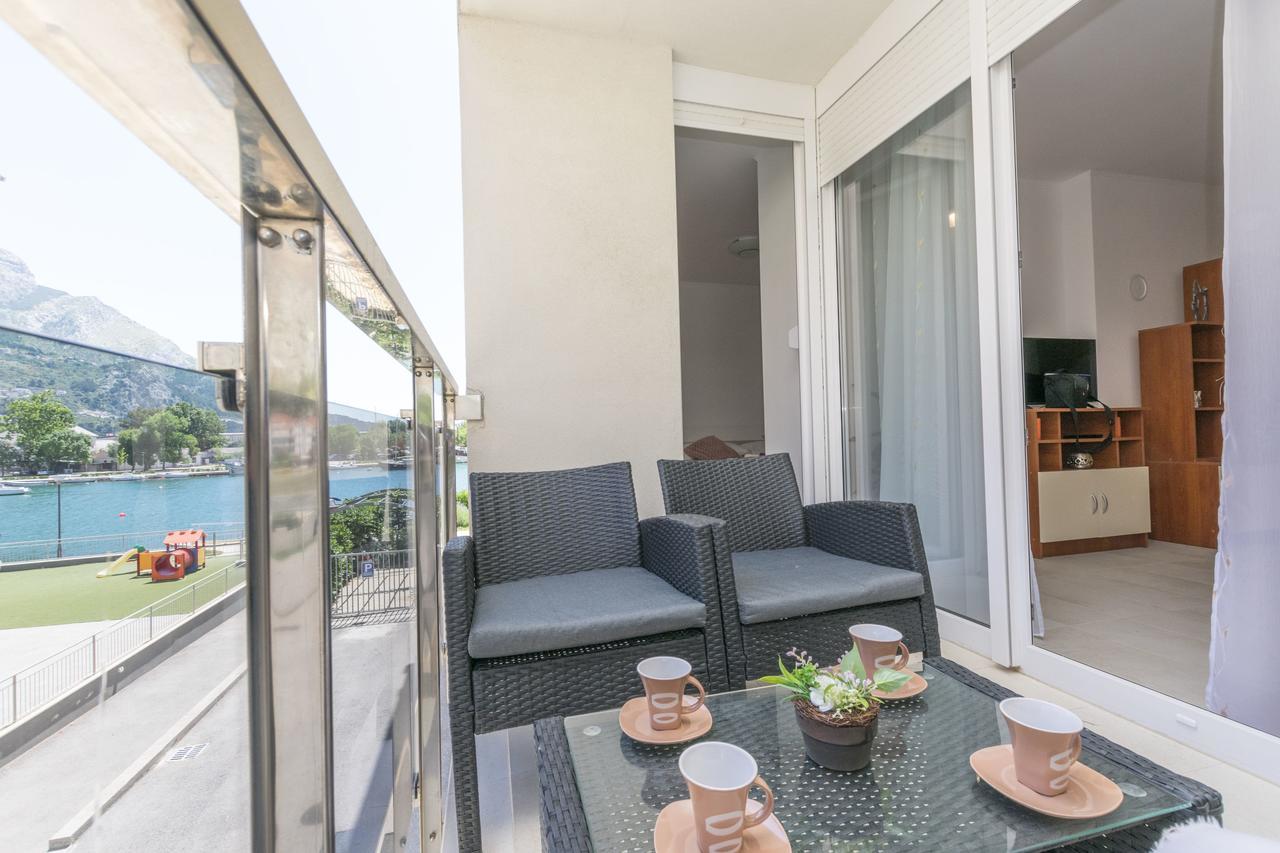 Apartment Ivanka 奥米什 外观 照片